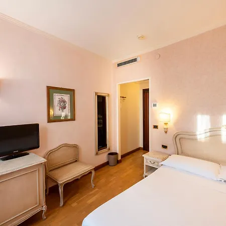Hotel Majestic Toscanelli 4*